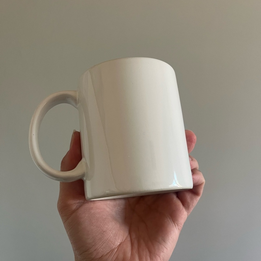 Novelty ANNE Floral Blue and White Mug - Picture 5 of 5